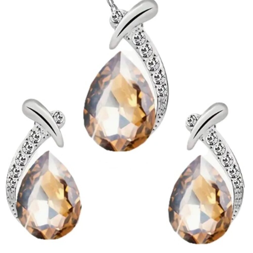 Exquisite 925 Sterling Silver Teardrop Necklace & Matching Earrings Jewelry Set